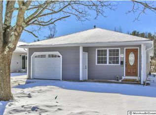 59 Charlotteville Dr S, Toms River, NJ 08757