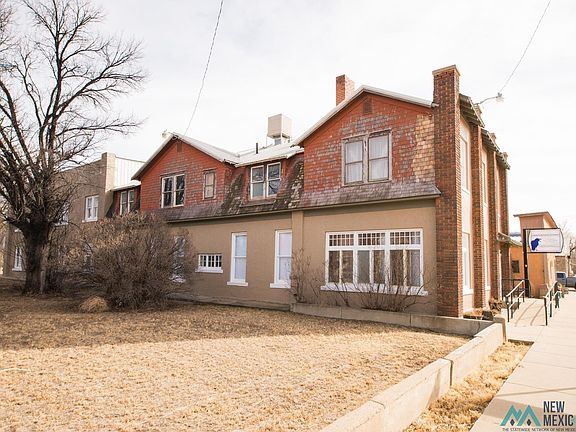 2nd image of 302 Maxwell Ave