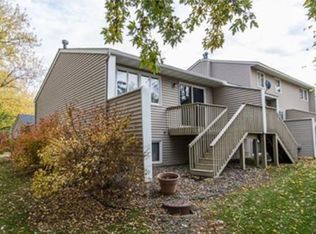 7575 Whitney Dr, Apple Valley, MN 55124