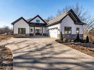 5508 Farmhouse Dr, Crestwood, KY 40014