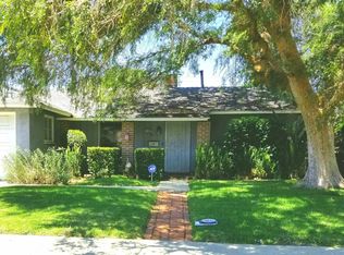 17549 Blythe St, Northridge, CA 91325