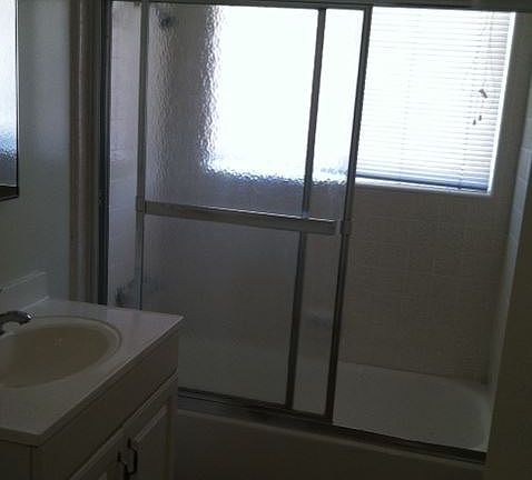 4th image of 5035 Del Monte Ave APT 1