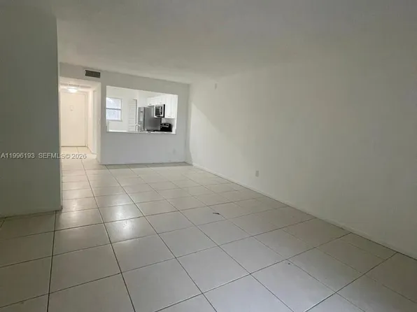 861 NE 209th Ter #204-24, Miami, FL 33179