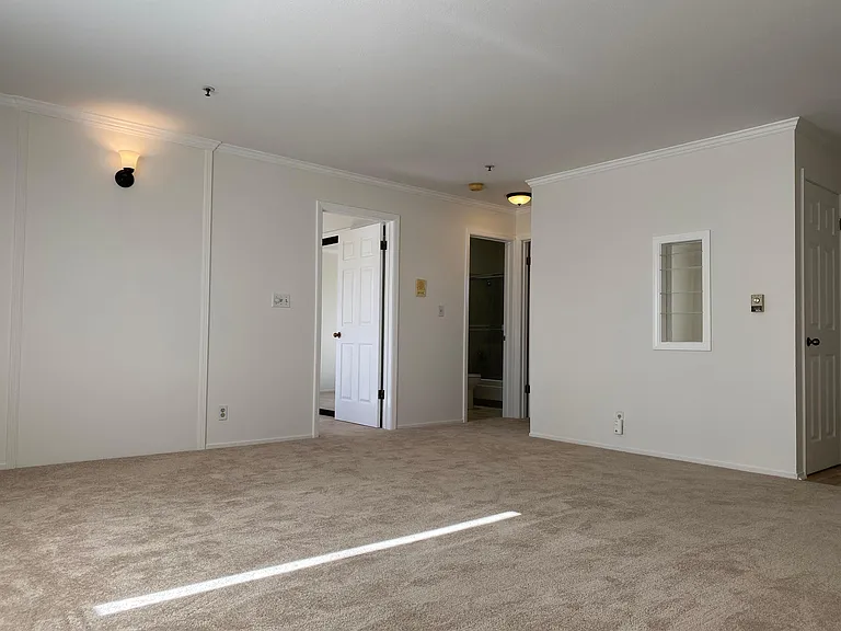 1117 Laguna Ave #5 — Photo 12