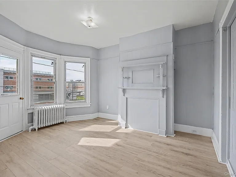 139 N Hamilton St #2 — Photo 7
