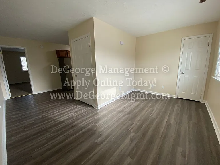 Burdick Estates Apartments — Photo 27