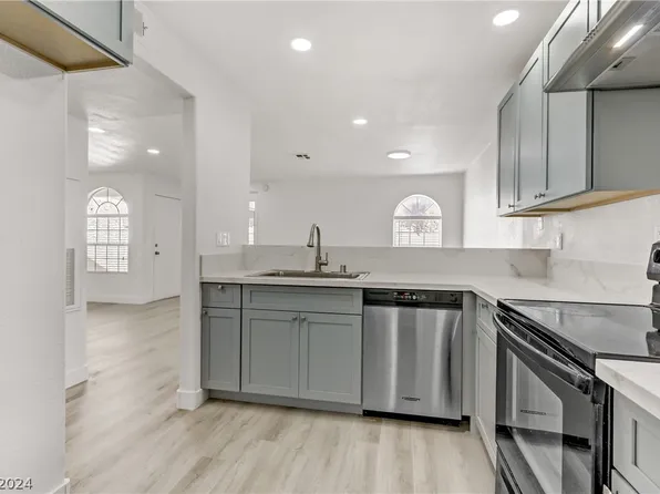 1800 Edmond St Unit 148, Las Vegas, NV 89146