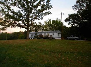 8800 State Route 100 E, Jacks Creek, TN 38347