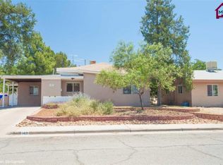 1421 Hamiel Dr, Las Cruces, NM 88001