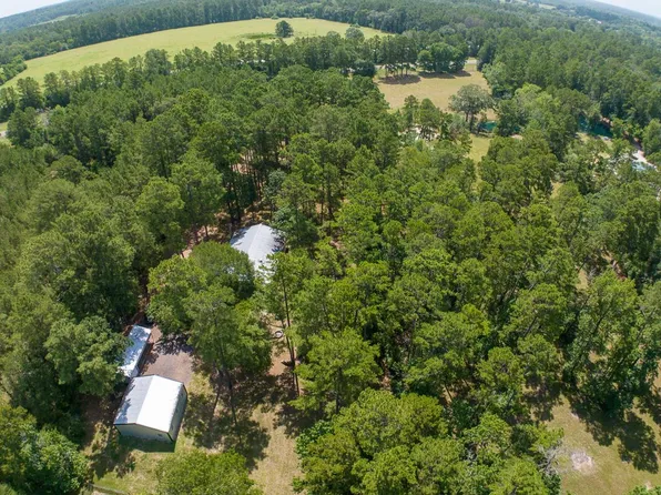 212 Fm 2296 Rd, Huntsville, TX 77340