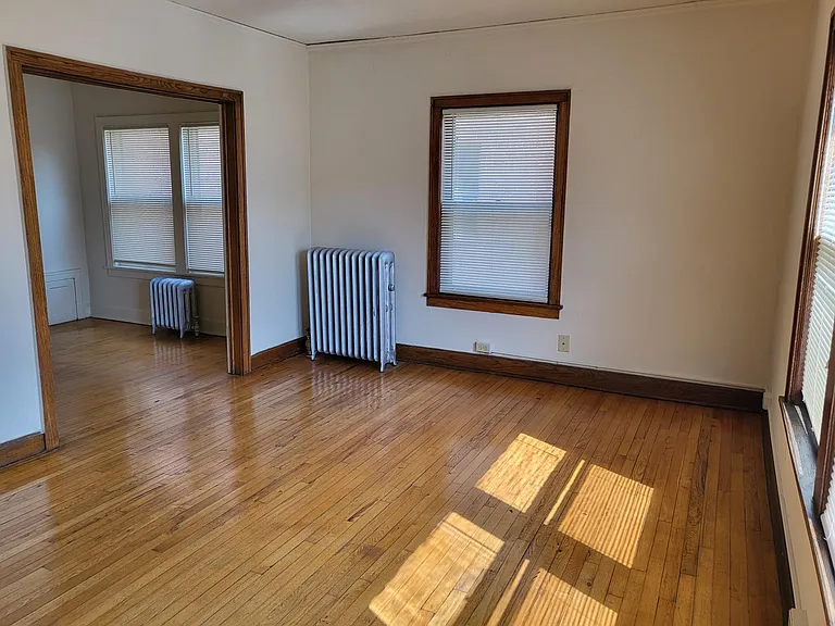 934 Grand Ave — Photo 11
