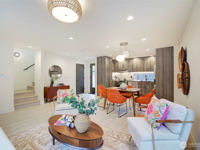 7914 34th Avenue SW, Seattle, WA, 98126
