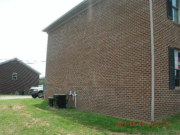 2nd image of 101 Mallory Ct