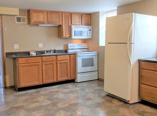 3633 E Squire Ave, Cudahy, WI 53110