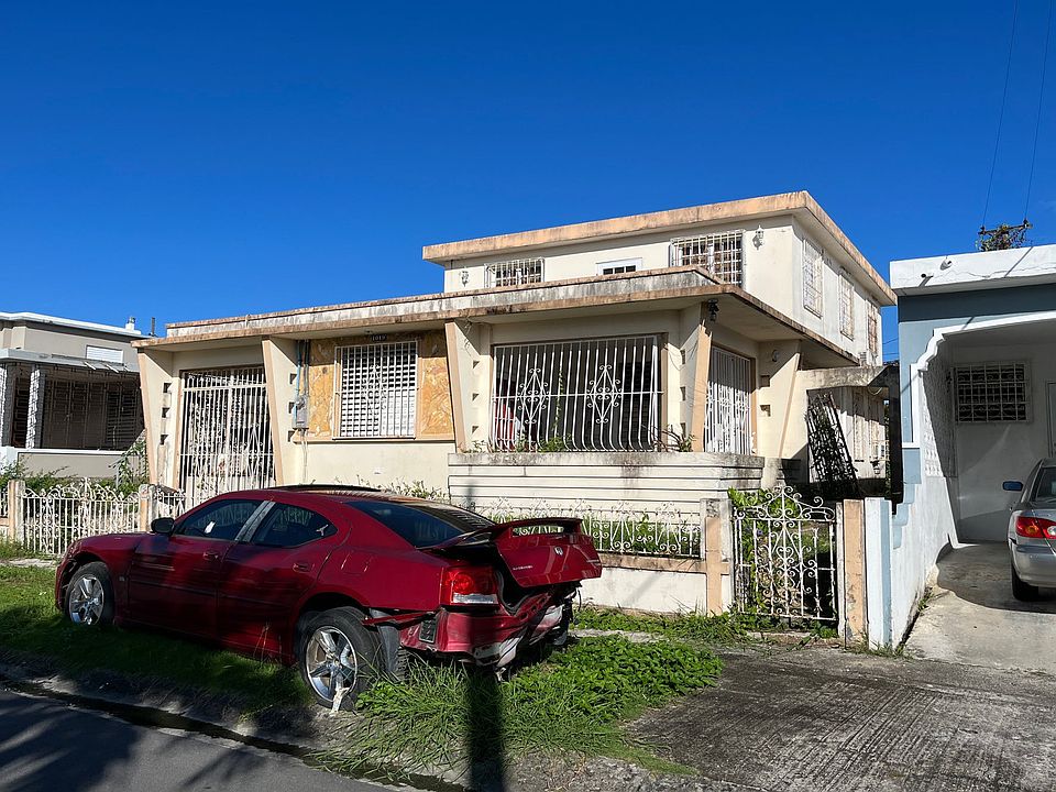 2nd image of Urb Puerto Nuevo 1019 Calle Angora