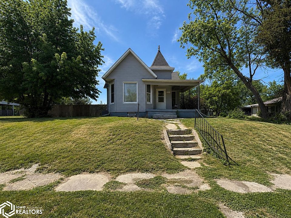 1st image of 1810 Drake Ave