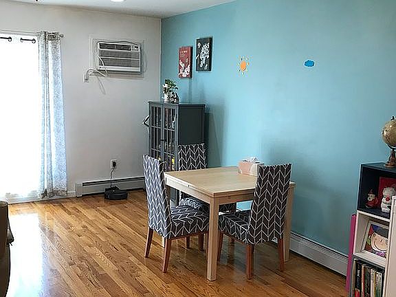 5th image of 2565 W 17th St #2B