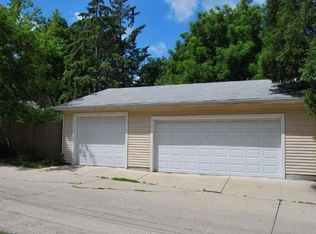 4652 N 70th St, Milwaukee, WI 53218