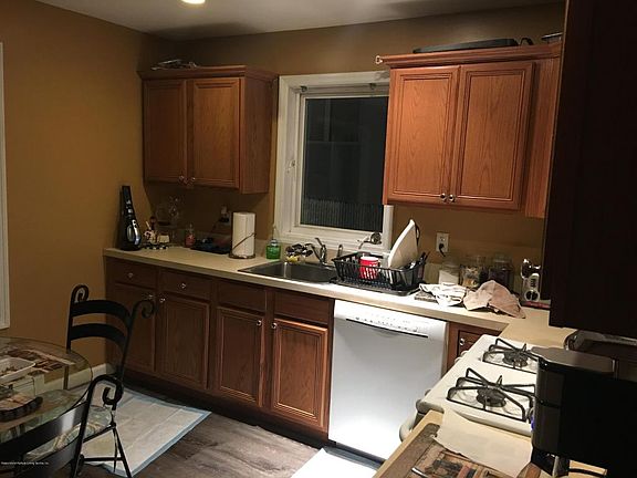 2nd image of 87 Tarlee Pl