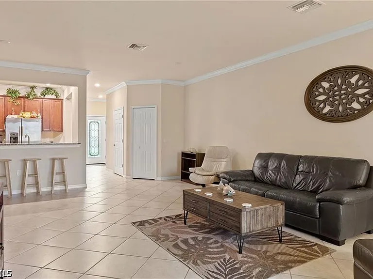 10243 Via Colomba Cir — Photo 10