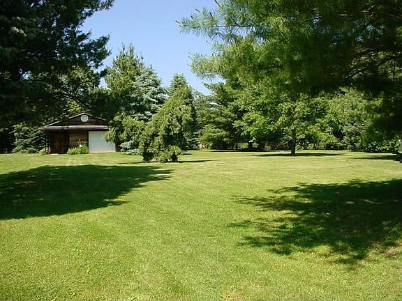 3rd image of 6575 Sheffield Dr