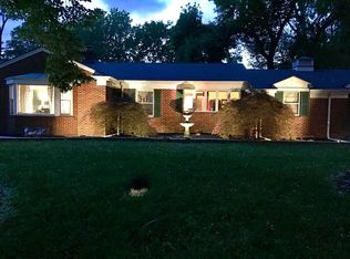 315 Park Dr, Belleville, IL 62226
