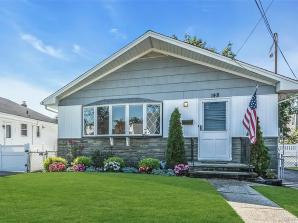 148 William Street, Valley Stream, NY 11580