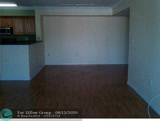 3rd image of 15095 Michelangelo Blvd