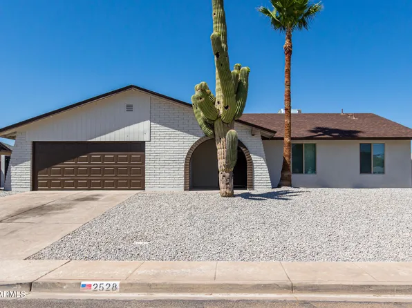 2528 W SWEETWATER Avenue, Phoenix, AZ 85029