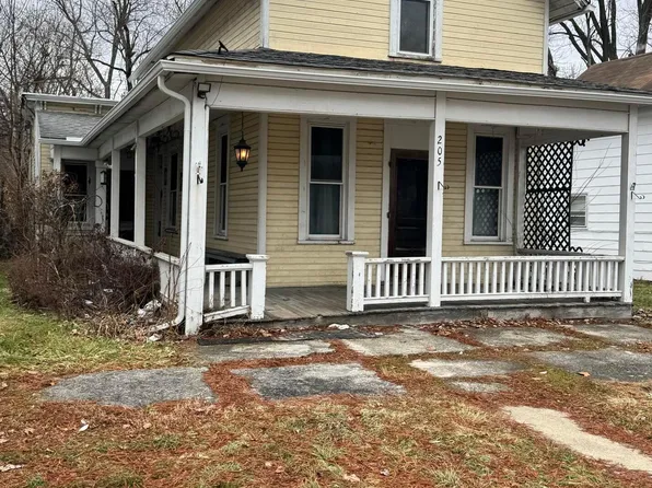 205 N Main St, Prospect, OH 43342