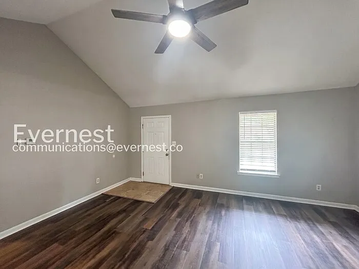 5780 Saranac Ave — Photo 2