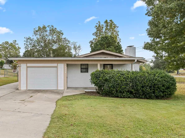 1310 Elm Dr SE, Cullman, AL 35055