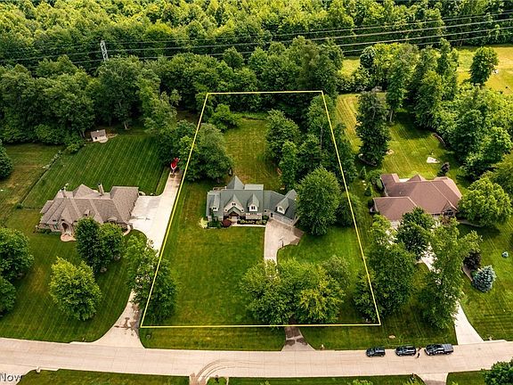 4th image of 7569 Heritage Way
