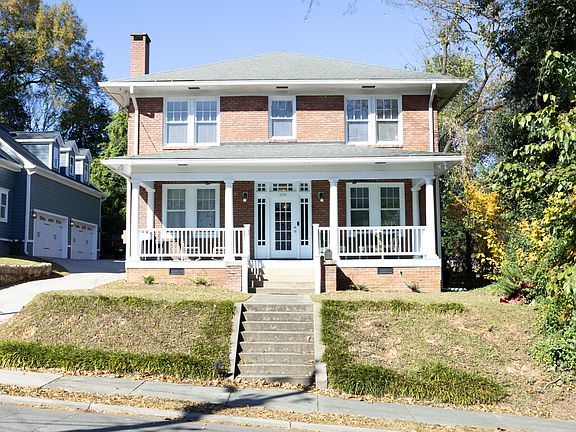 2nd image of 206 Ashe Ave
