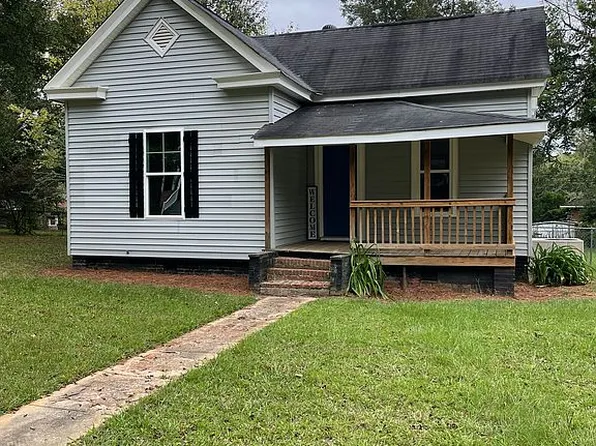 1111 Circle St, Edgefield, SC 29824