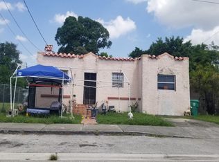 1553 NW 52nd St, Miami, FL 33142