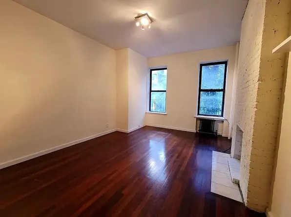 315 E 73rd St #2B, New York, NY 10021