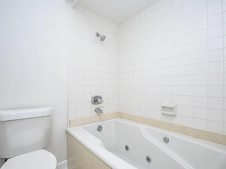 5200 Weslayan St #311 — Photo 26
