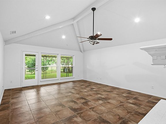 5th image of 5440 Northcrest Rd