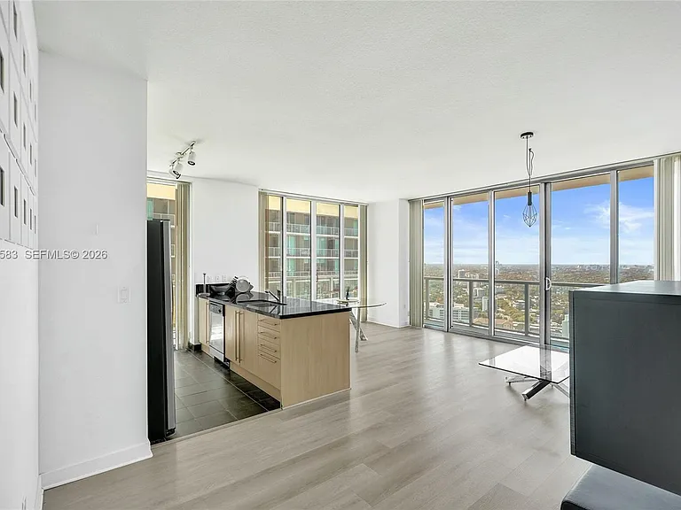 1111 SW 1st Ave #3514 — Photo 9