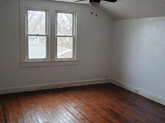 5th image of 95 E Main St W