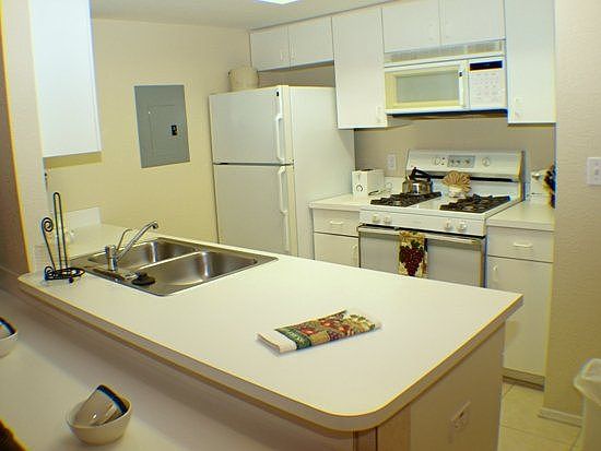 Home Near Disney Kitchen