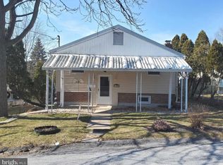 1085 Monroe St, Harrisburg, PA 17113