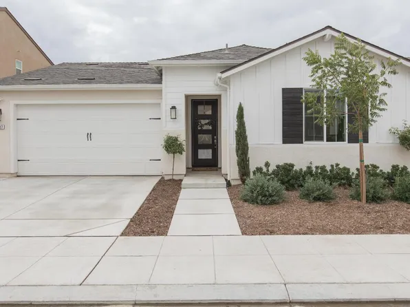 6587 E Fern Ave, Fresno, CA 93727