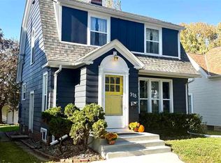 918 N 4th St, Mankato, MN 56001