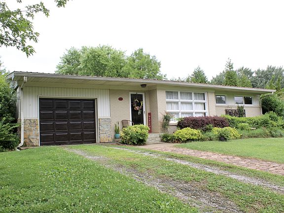 3rd image of 112 Keith Dr