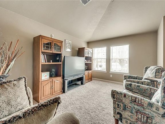 3rd image of 1400 Barbour Dr