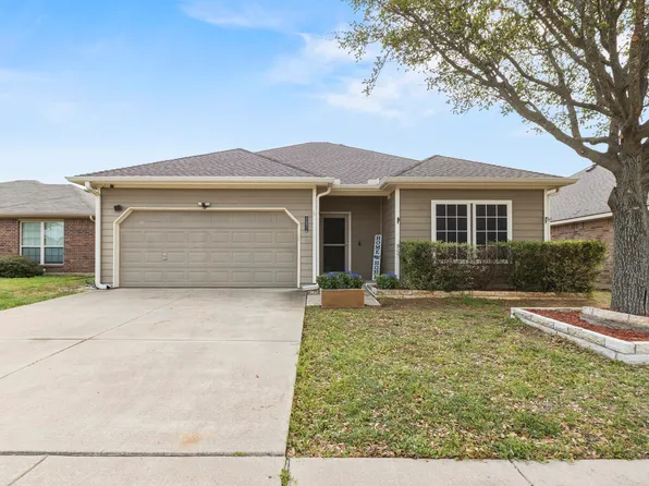 12421 Hunters Mill Trl, Burleson, TX 76028