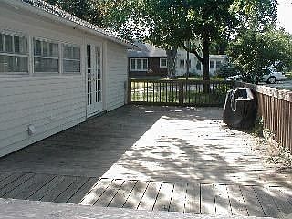4th image of 1002 E Peoria St