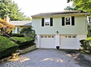 (Undisclosed Address), New Rochelle, NY 10804
